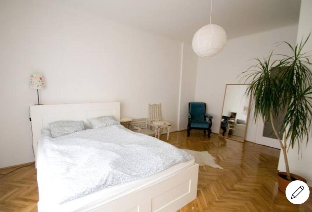 Hello Apartment